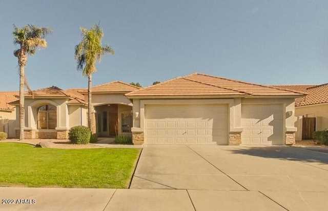 Photo of 4901 S WILDFLOWER Place, Chandler, AZ 85248